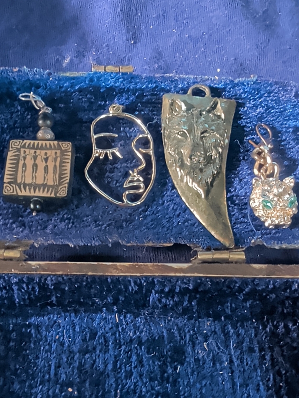 Unique Vintage Mixed Metal Men's Pendant Set - Silver and Gold Accents